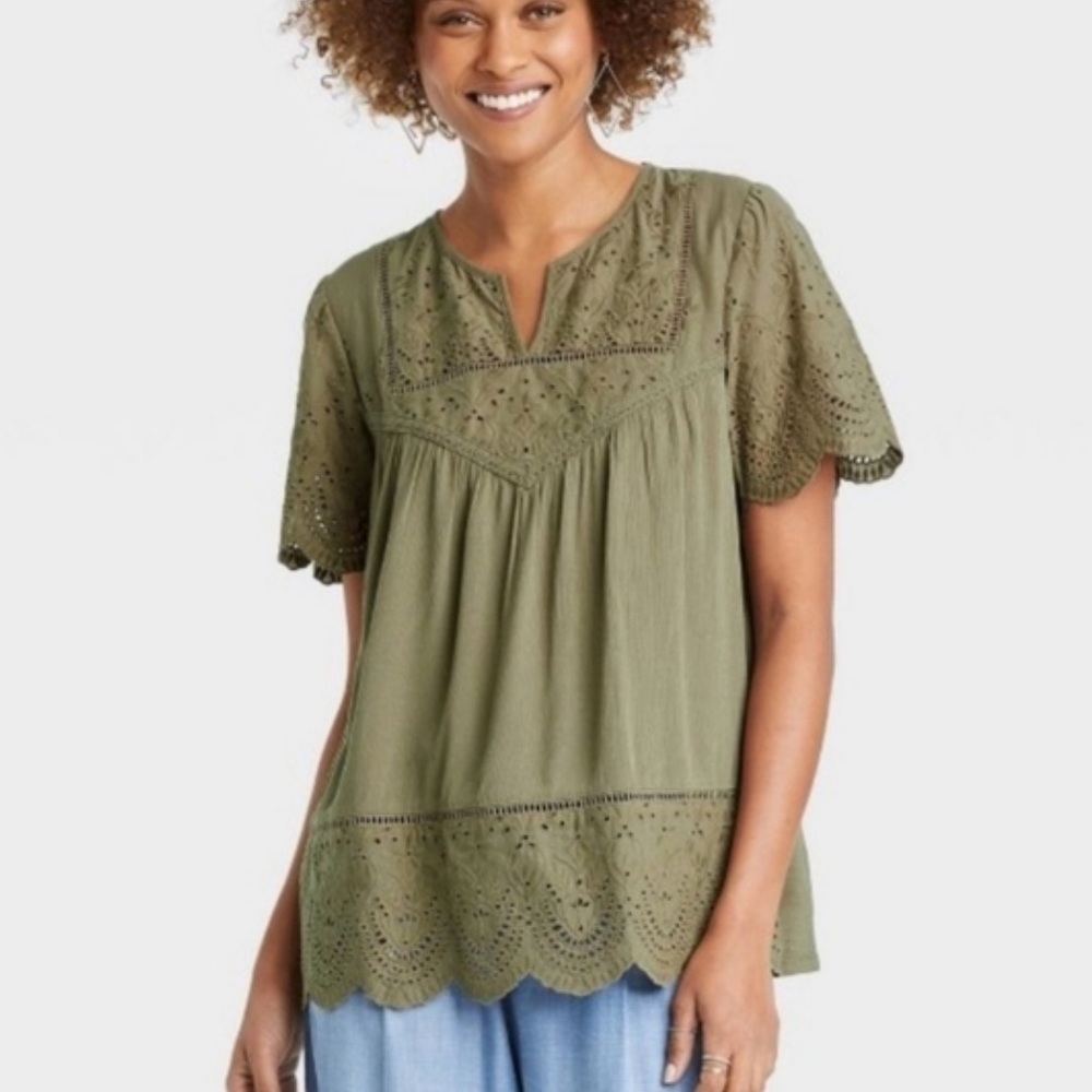 Knox Rose Short-Sleeve Eyelet Top Olive Green Large
